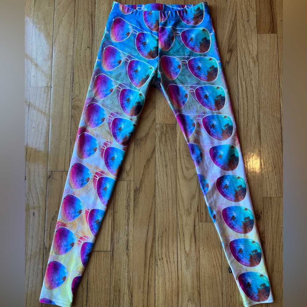 Girl terez leggings! Cute and comfortable with sunglasses design. Size large